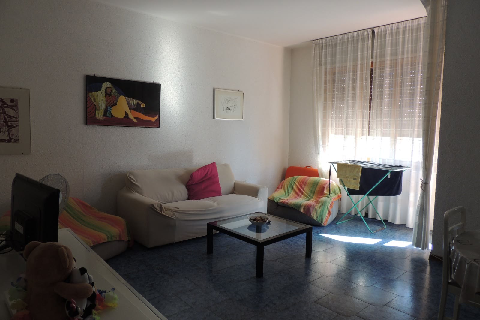 Vendesi quadrilocale 130mq luminoso con garage a Urbino