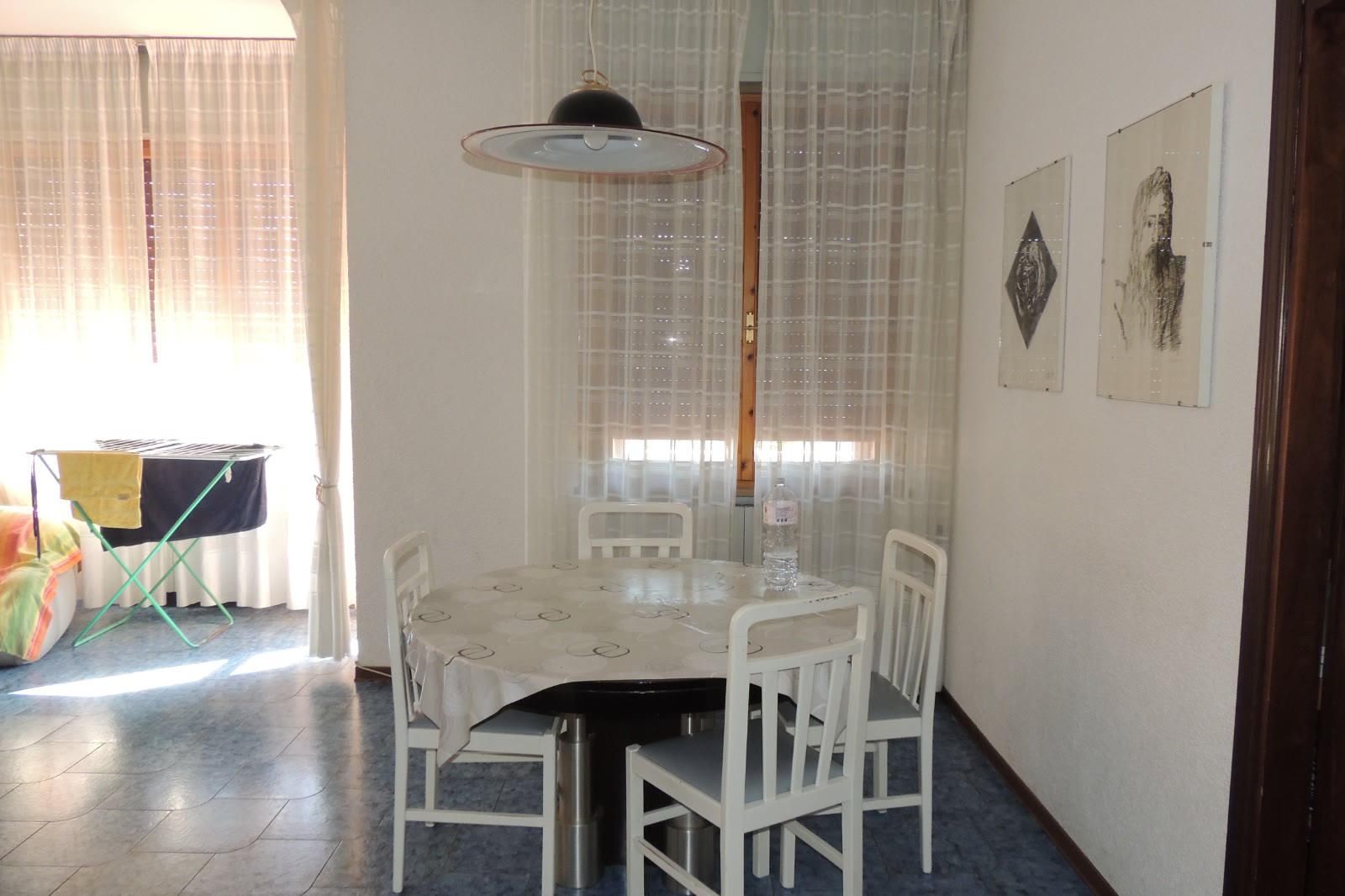 Vendesi quadrilocale 130mq luminoso con garage a Urbino - immagine 2