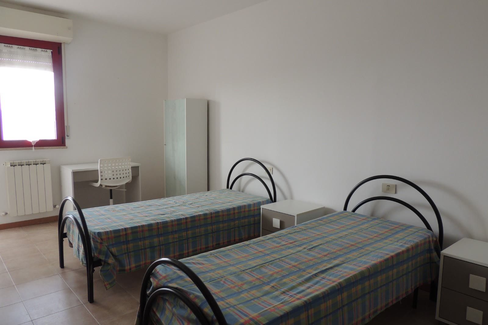 Affittasi ampio bilocale in zona ospedale completamente ristrutturato - immagine 3