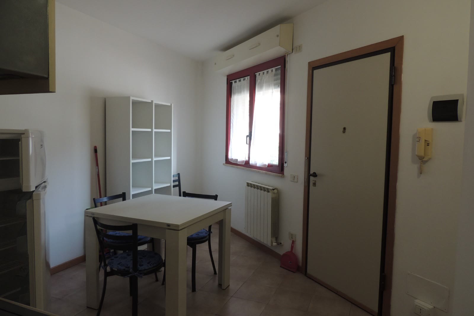 Affittasi ampio bilocale in zona ospedale completamente ristrutturato