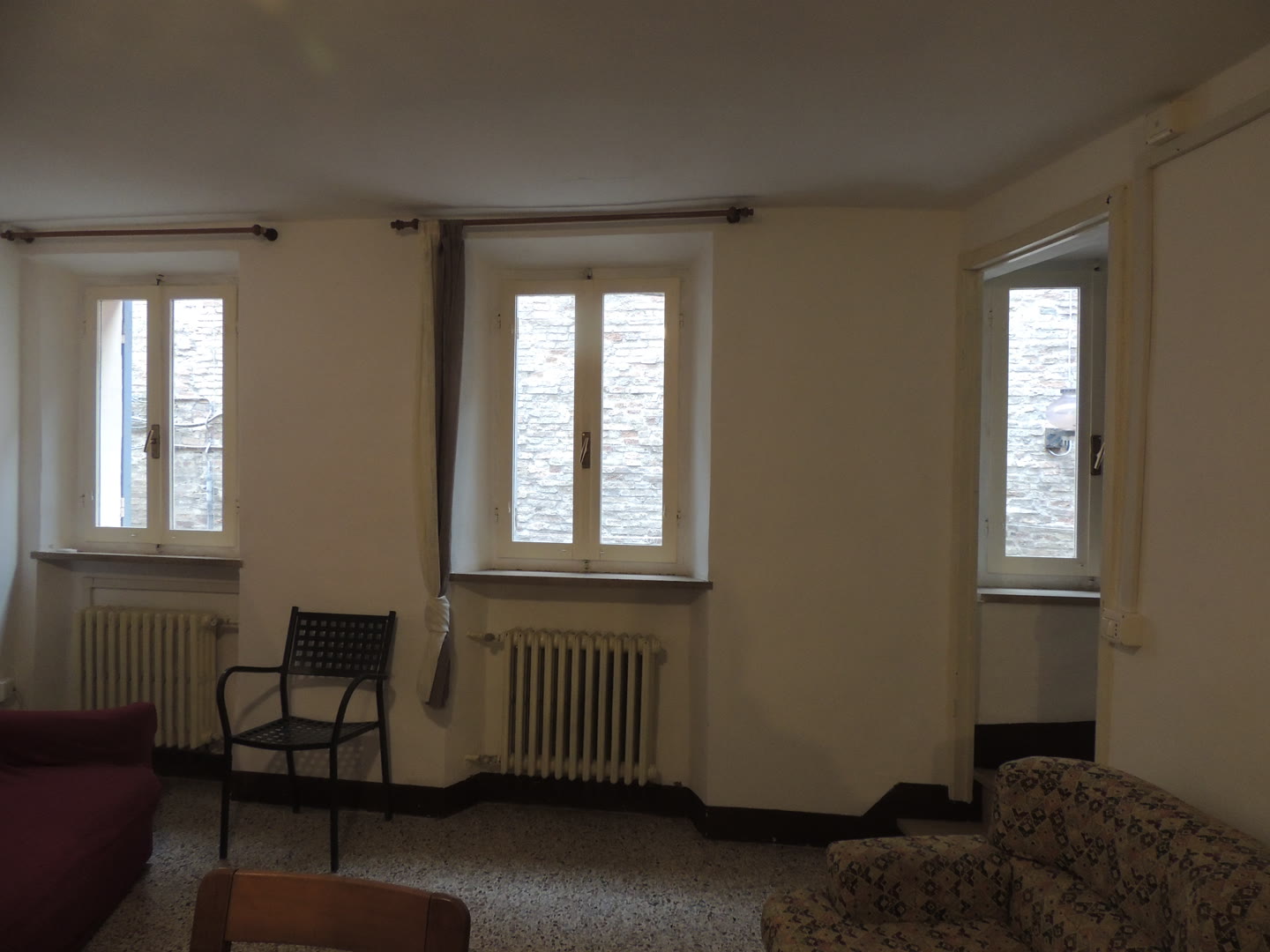 Vendesi in pieno centro storico una proprietà da cielo e terra